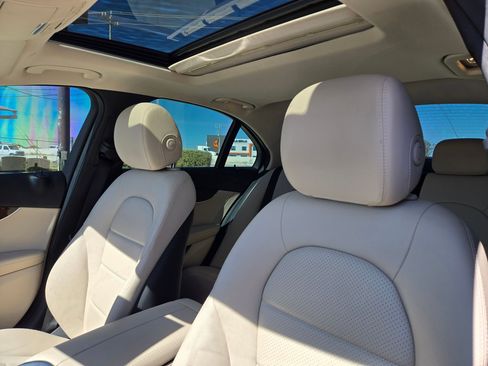 Used 2021 Mercedes-Benz C 300 Sedan image 13