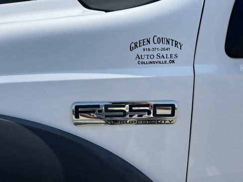 Used 2007 Ford F550 4x4 Regular Cab Super Duty image 17