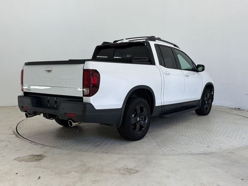 Used 2024 Honda Ridgeline Black Edition image 9