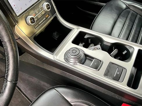 Used 2024 Ford Edge SEL image 19