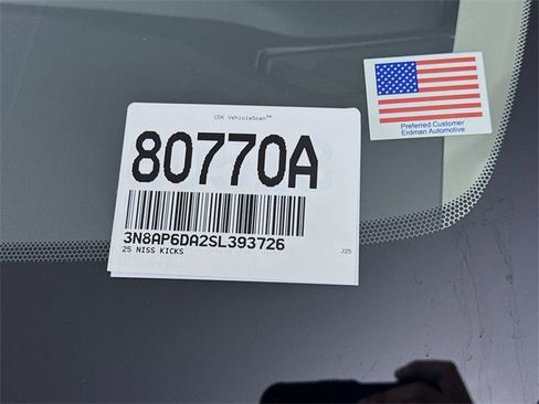 Certified 2025 Nissan Kicks SR image 31