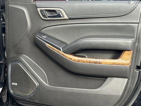 Used 2015 GMC Yukon Denali w/ Premium Package image 14