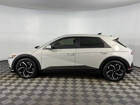 Used 2024 Hyundai Ioniq 5 SEL RWD image 10