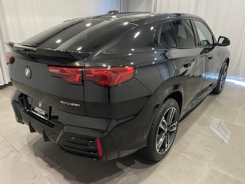 New 2026 BMW X2 xDrive28i w/ Technology Package AWD/4WD image 6