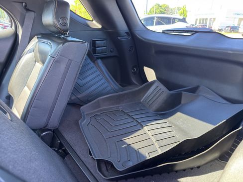 Used 2020 Chevrolet Equinox LT w/ Midnight Edition FWD image 35