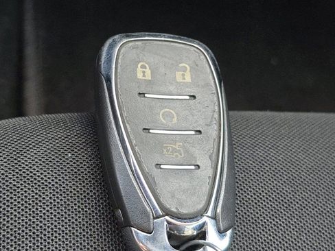 Used 2017 Chevrolet Camaro LT RWD image 32