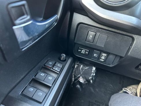 Certified 2023 Toyota Tacoma TRD Off-Road image 32