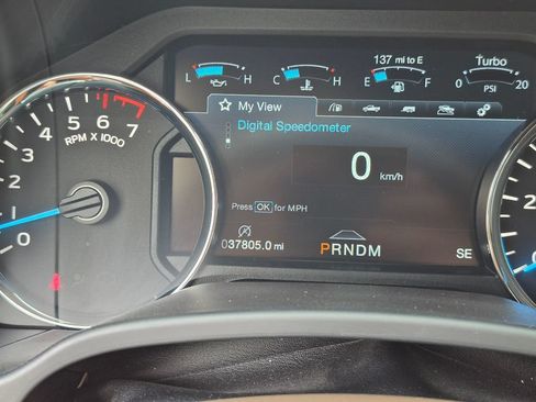 Used 2019 Ford F150 King Ranch w/ Equipment Group 601A Luxury AWD/4WD image 17