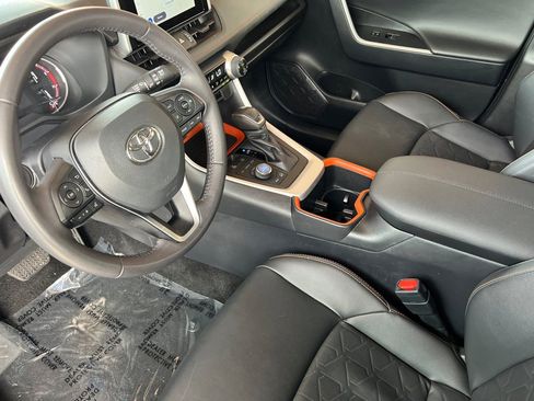 Used 2024 Toyota RAV4 Adventure image 10
