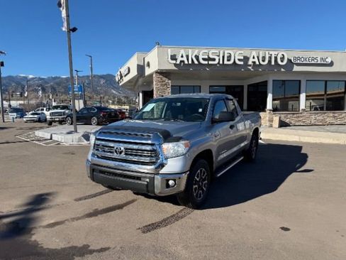 Used 2016 Toyota Tundra SR5 image 1