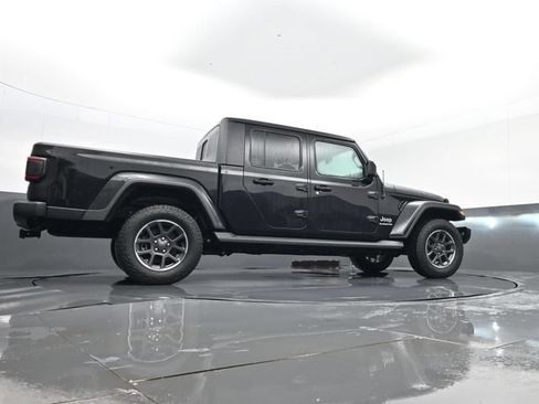 Used 2020 Jeep Gladiator Overland AWD/4WD image 24