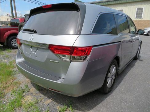 Used 2016 Honda Odyssey SE image 18
