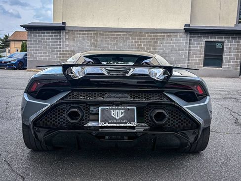 Used 2024 Lamborghini Huracan Tecnica RWD image 5