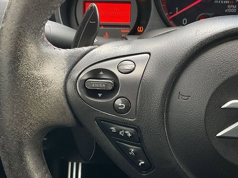 Used 2016 Nissan 370Z NISMO image 20