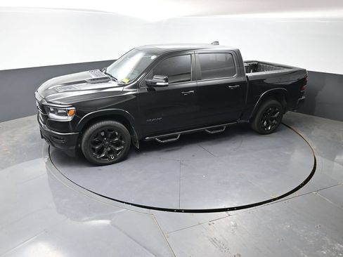 Used 2019 RAM 1500 Laramie AWD/4WD image 18