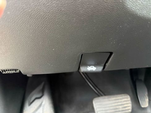 Used 2020 Chevrolet Silverado 3500 W/T w/ WT Convenience Package image 22