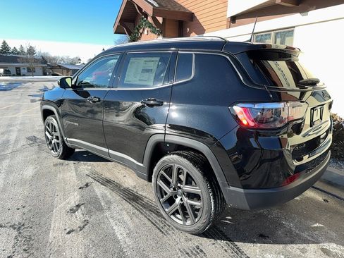 New 2026 Jeep Compass Limited image 13