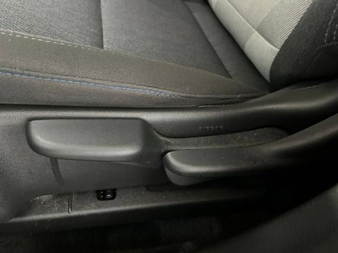 Used 2024 Chevrolet Trax LS w/ LS Convenience Package FWD image 19