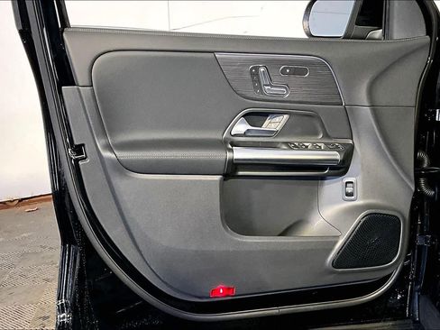 New 2026 Mercedes-Benz GLA 250 4MATIC image 11