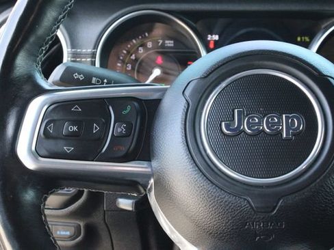 Used 2021 Jeep Wrangler Unlimited Sahara w/ Cold Weather Group AWD/4WD image 21