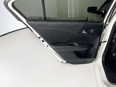 Used 2014 Honda Accord Sport image 26