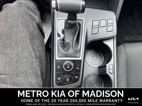 Used 2023 Kia Sportage LX AWD/4WD image 21