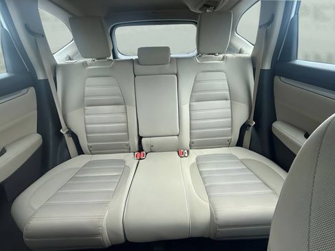Used 2018 Honda CR-V LX image 7