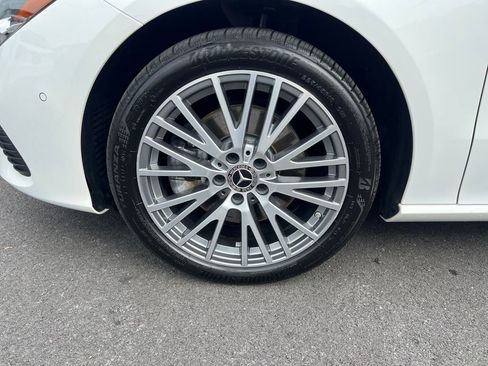 Used 2025 Mercedes-Benz CLA 250 4MATIC image 12