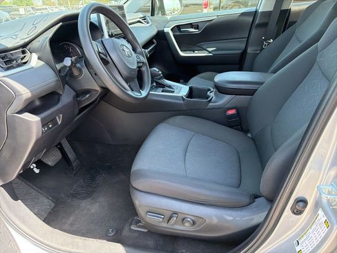 Used 2024 Toyota RAV4 XLE image 10