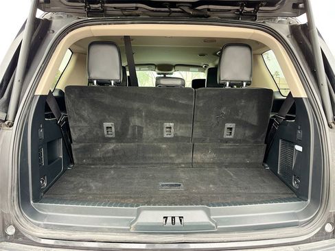 Used 2024 Ford Expedition XLT image 26