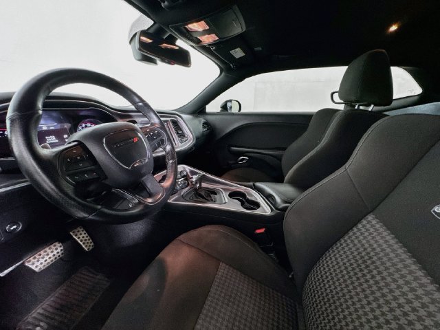 Used 2019 Dodge Challenger R/T Scat Pack RWD image 19