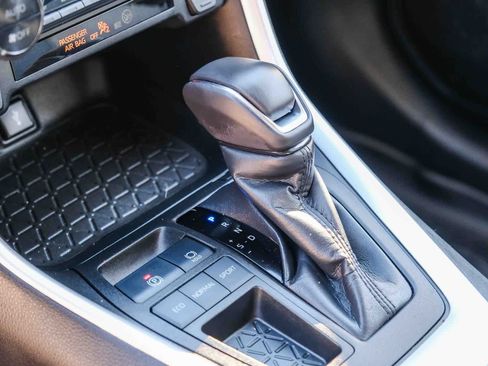 Certified 2022 Toyota RAV4 XLE Premium FWD image 22