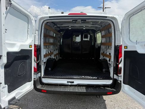 Used 2022 Ford Transit 250 Low Roof w/ Exterior Upgrade Package RWD image 22