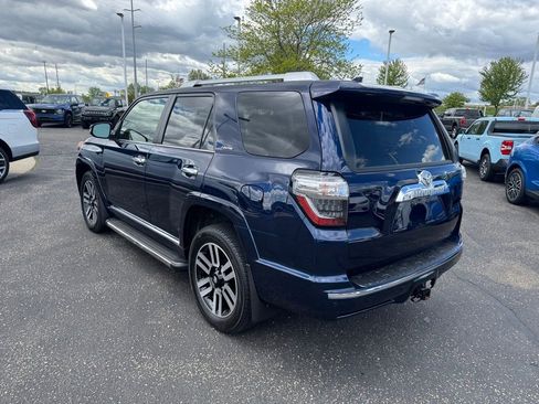 Used 2024 Toyota 4Runner Limited AWD/4WD image 7