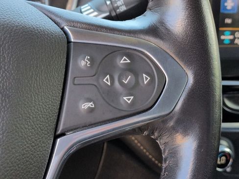 Used 2022 Chevrolet Traverse LT w/ LT Premium Package AWD/4WD image 21
