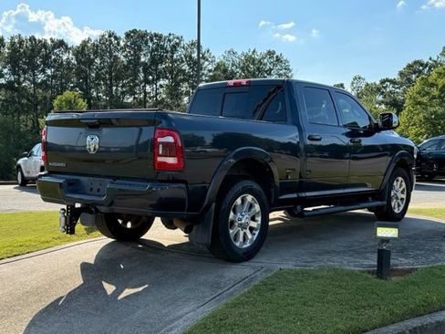 Used 2019 RAM 3500 Laramie RWD image 4