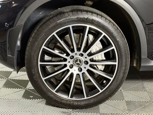 Used 2023 Mercedes-Benz GLC 300 4MATIC Coupe image 12