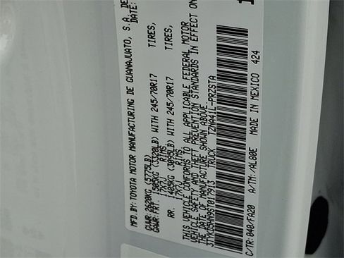 Used 2025 Toyota Tacoma SR image 27