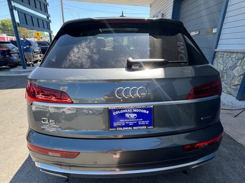 Used 2022 Audi Q5 2.0T Premium w/ Convenience Package image 5