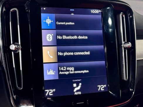 Used 2019 Volvo XC40 T5 Momentum image 17