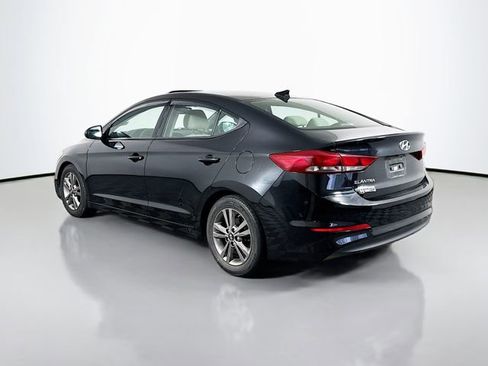 Used 2018 Hyundai Elantra Value Edition FWD image 4