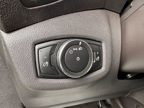 Used 2014 Ford Transit Connect XL image 16