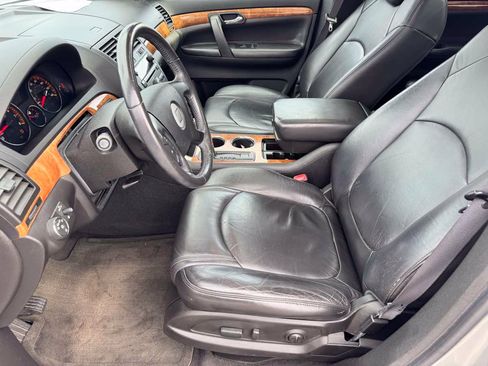 Used 2009 Saturn Outlook XR w/ Convenience Package FWD image 39