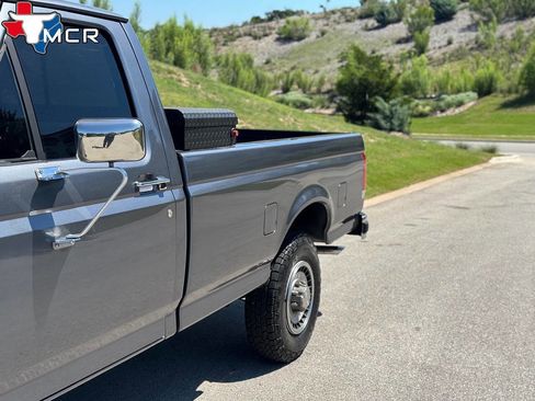 Used 1989 Ford F250 4x4 Regular Cab image 13