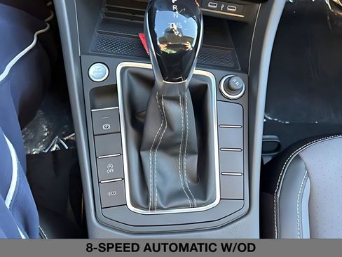 New 2026 Volkswagen Jetta SE image 25