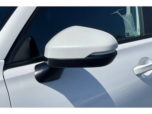Certified 2027 Honda HR-V LX image 48