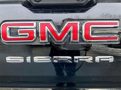 Used 2024 GMC Sierra 1500 Elevation image 8