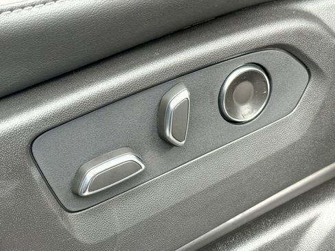 New 2026 Cadillac Escalade Luxury w/ Touring Package image 16