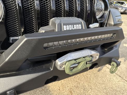 Used 2022 Jeep Wrangler Unlimited Sport image 15