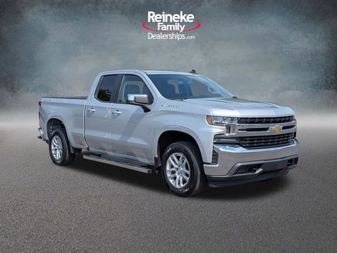 Used 2019 Chevrolet Silverado 1500 LT w/ All-Star Edition AWD/4WD image 3